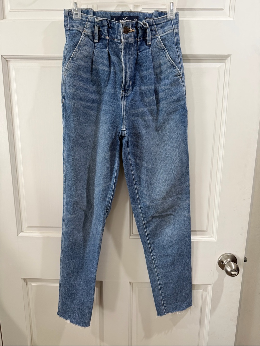 Hollister High-Rise Paperbag Jeans - Light Blue Wash Size 25